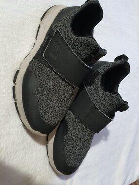 Skechers Men`s Bammer Relaxed Fit Black Shoes Slip-Ons Size 8